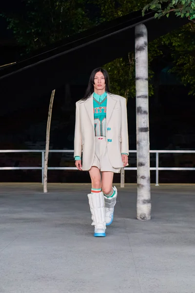 Look 157